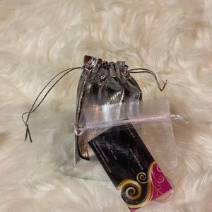 Body butter Comes with platinum Bags also...